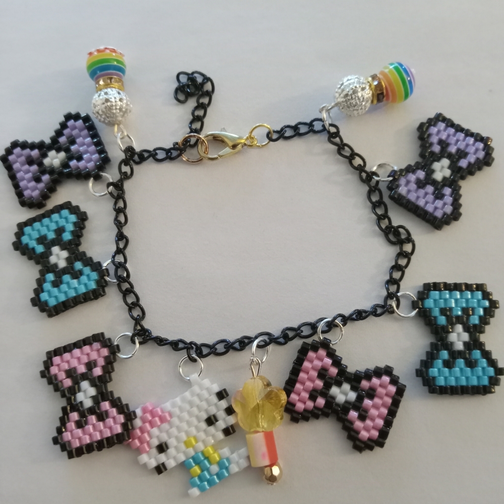 Handmade Hello Kitty bracelet